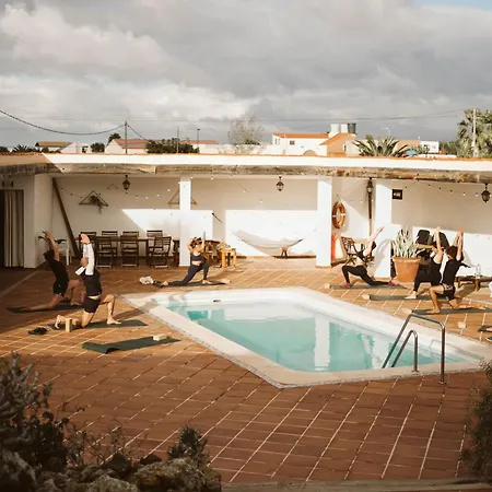 Dreamwaves Surf House Lajares Fuerteventura בית הארחה לה אוליבה