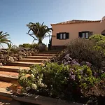 Dreamwaves Surf House Lajares Fuerteventura * 拉·奥利瓦