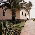 Dreamwaves Surf House Lajares Fuerteventura 拉·奥利瓦