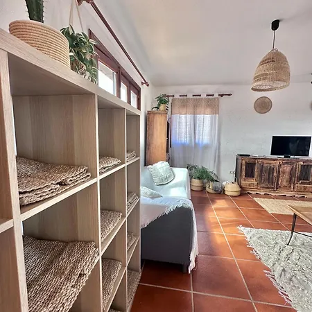 Dreamwaves Surf House Lajares Fuerteventura Гостевой дом