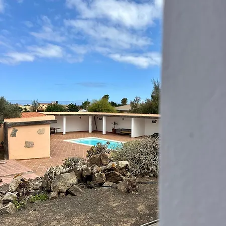 Gasthuis Dreamwaves Surf House Fuerteventura